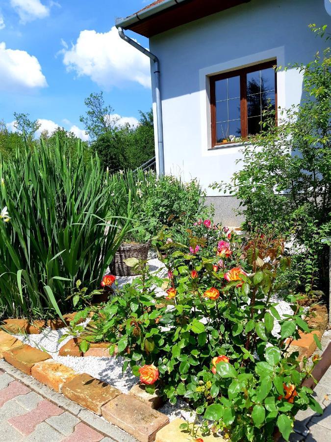 Axtburg Apartments Berbaltavar Εξωτερικό φωτογραφία