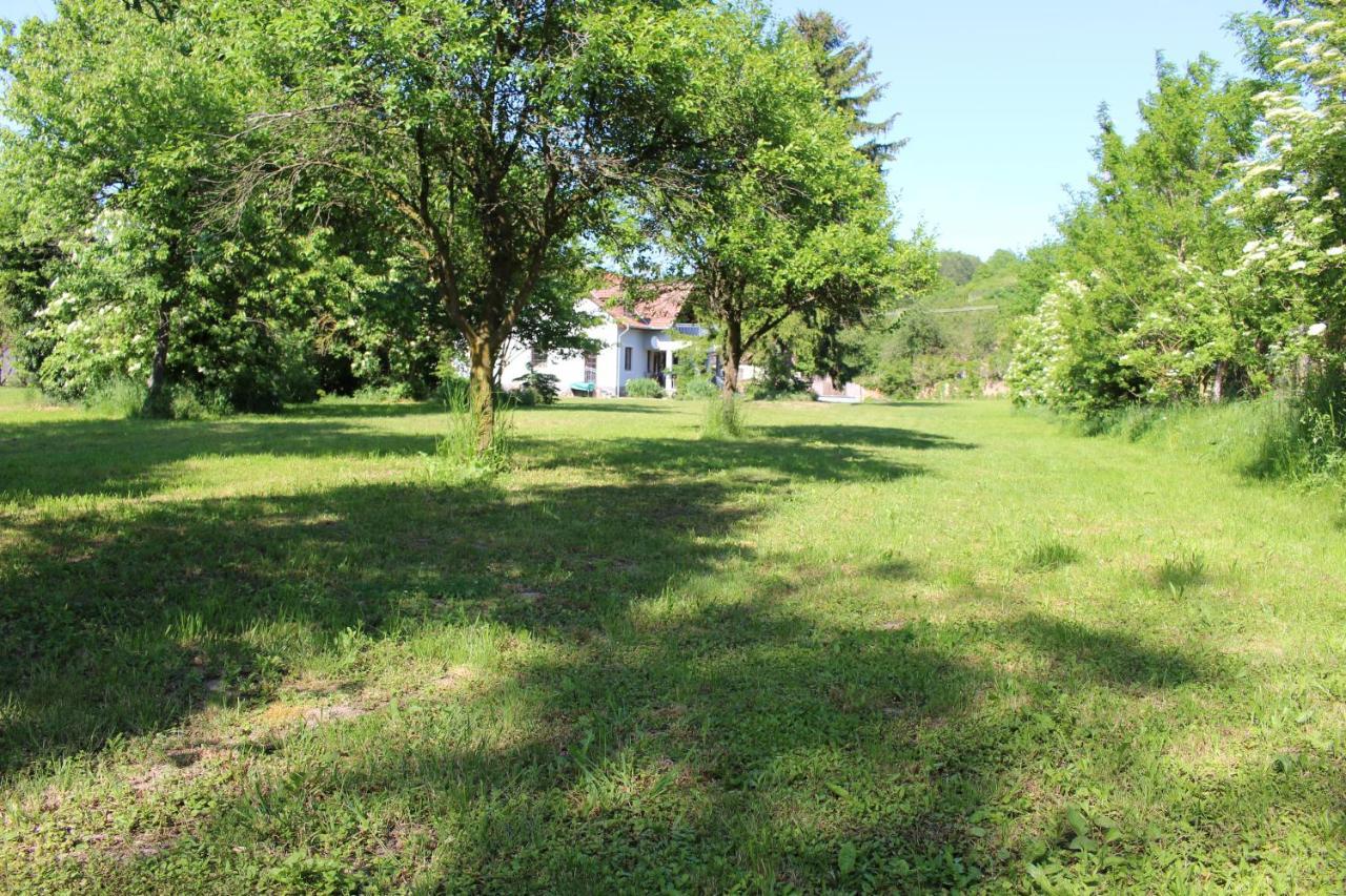 Axtburg Apartments Berbaltavar Εξωτερικό φωτογραφία